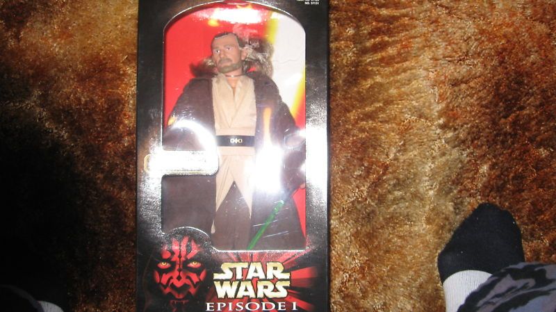 12 INCH STAR WARS FIGURE QUI GON JINN NEW IN BOX  