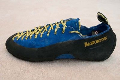 LaSportiva Cliff Rock Climbing Shoes Size  US 10/ EUR 44 Near Mint 