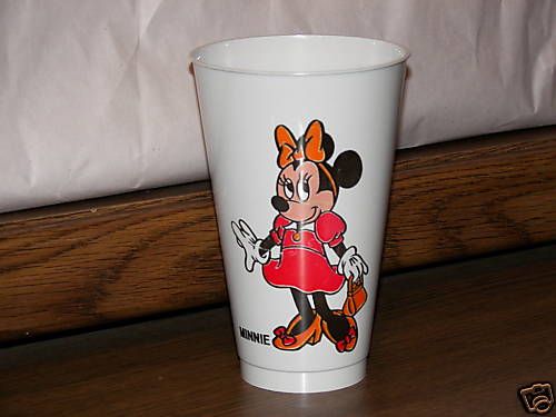 PEPSI COLLECTOR SERIES PLASTIC GLASS MINNIE DISNEY  