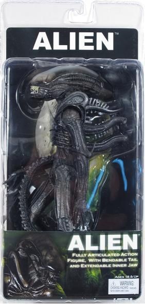 NECA CLASSIC ALIEN 9 Inch Action Figure 1979 Alien Movie Cult Classic 