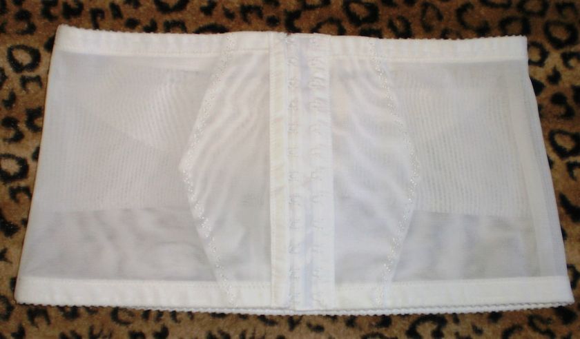 VINTAGE WHITE WAIST CINCHER SIZE 36  