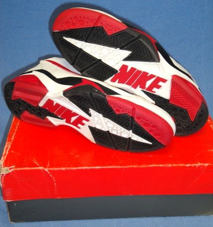 Deadstock 1992 Air Bound Flight. US 10.5. White/Fire Red Black 