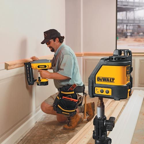 Dewalt DW087K Self Leveling Line Laser Hori and Verti  