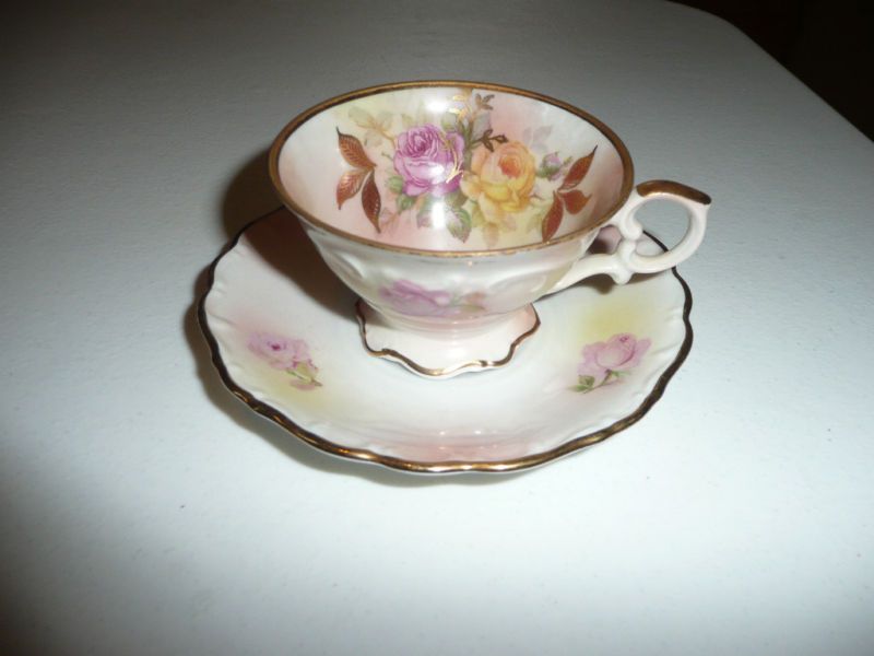 Vintage Schumann Arzberg Germany Tea Cup & Saucer  