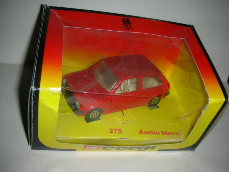 Vintage Corgi Austin Metro #275   1981 (Box 11)  