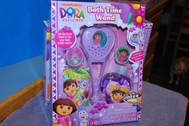 Nickelodeon; Dora The Explorer Bath Time Wand BNIP  