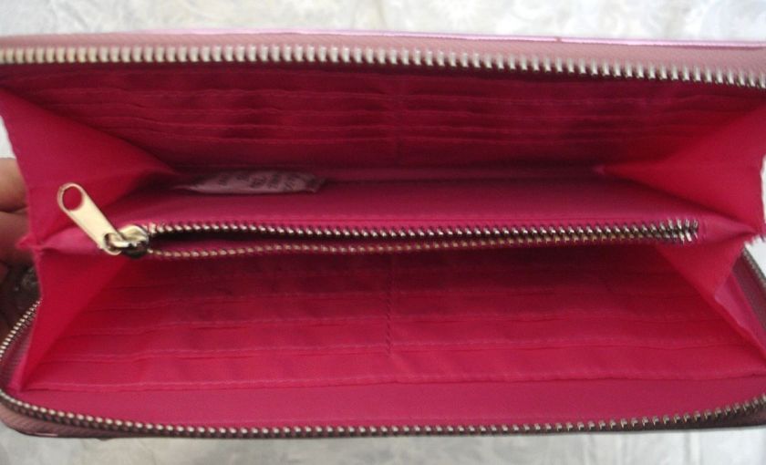 LOT 2 BRAND NEW VICTORIA SECRET CLUTCH AND MAKEUP BRUSH SET  