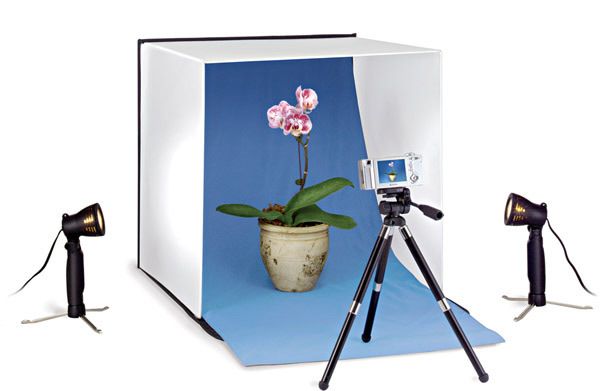 Portable Mini Studio In A Box lights and tripod 620EBOX  