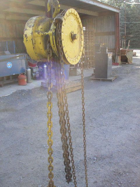 HARRINGTON PEERLESS 4000 LBS CAP. MANUAL CHAIN HOIST  