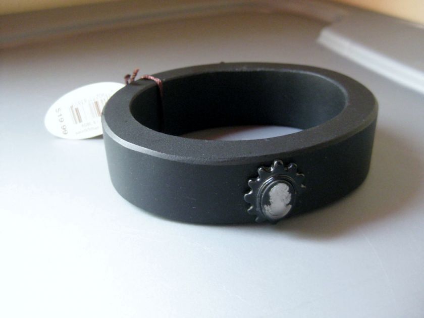 NWT Dominique Cohen for Target Cameo Black Bracelet  