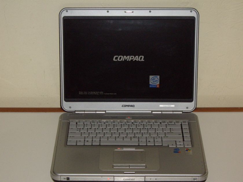 Compaq Presario R3000 Laptop 15.4 P4 2.8 Ghz DVD/CD RW 128 MB  