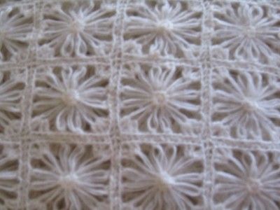 SHABBY FLORAL VINTAGE HANDMADE CROCHET THROW LAP AFGHAN  