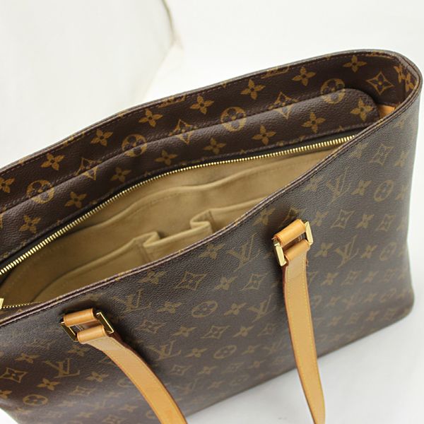 LOUIS VUITTON LUCO MONOGRAM SHOULDER BAG 27261  