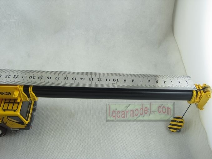 50 scale XCMG QAY200 Mobile Heavy Crane Metal Die Cast  