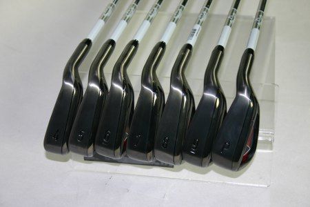 Brand New 2012 Callaway RAZR X Black Iron Set 4 AW Steel Uniflex 