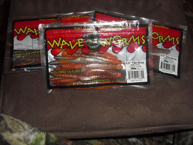 WAVE WORM TIKI DROP 15PK LOT OF 3  