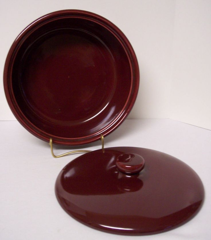 Bauer Monterey Moderne Burgundy 9½ In Casserole & Lid  