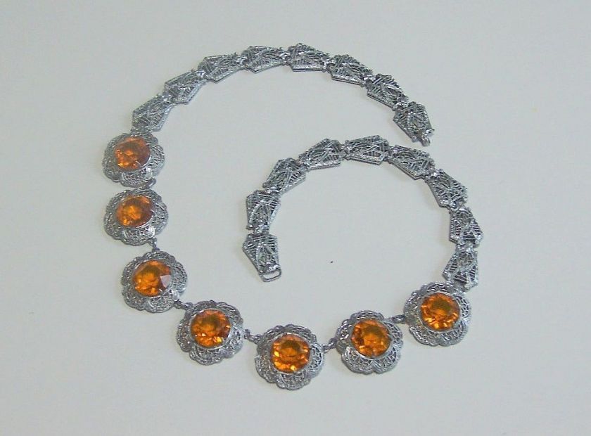 VINTAGE ART DECO FILIGREE RHODIUM PLATE NECKLACE STONES  