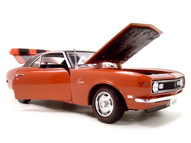 1968 CHEVY CAMARO Z/28 118 DIECAST MODEL  