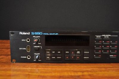 ROLAND Vintage S 550 Digital Sampler  