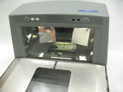 Fujitsu 9900 Grocery Scanner Scale F7521E61 PB600575  