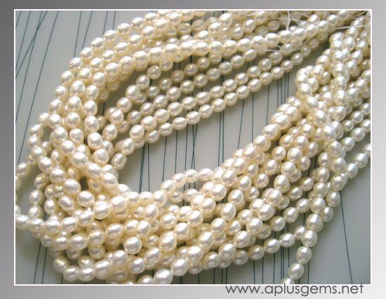 Fresh water Pearl 4 5 mm White Oval Rice Beads  