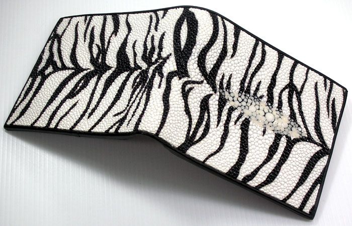 white tiger stingray wallet