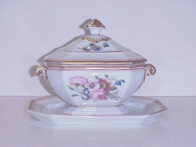 CHARLES HAVILAND LIMOGES COVERED SAUCE TUREEN 19C.  