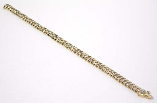 STYLISH 14K GOLD & DIAMONDS LADIES TENNIS BRACELET  