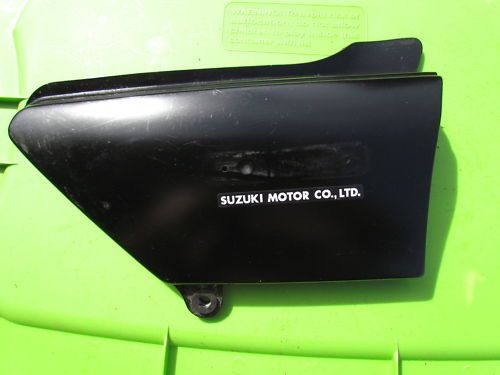 Suzuki GS750 GS 750 Right Side Cover 47111 45000  