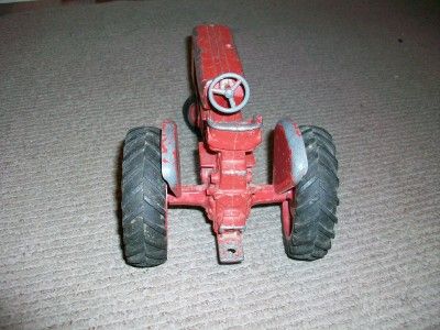 1964 Ertl 1/16 IH McCormick Farmall 806 Tractor Clamshell Fenders 