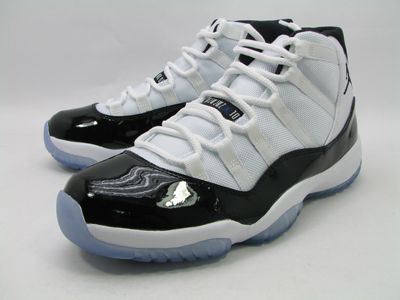 DS 2011 NIKE AIR JORDAN XI 11 CONCORD RETRO WHITE BLACK SZ 9.5  