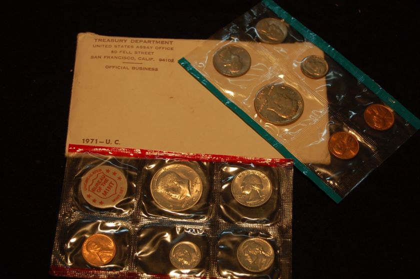 1971 US MINT Uncirculated Set With John F Kennedy Half Dollar  