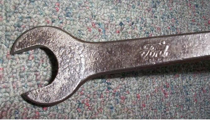 OLD FORD WRENCH TOOL GREAT L@@K  