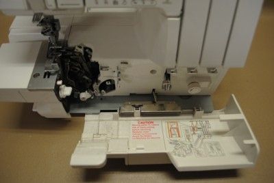 HUSQVARNA VIKING HUSKYLOCK 936 COMPUTERIZED SEWING MACHINE _1 NG 