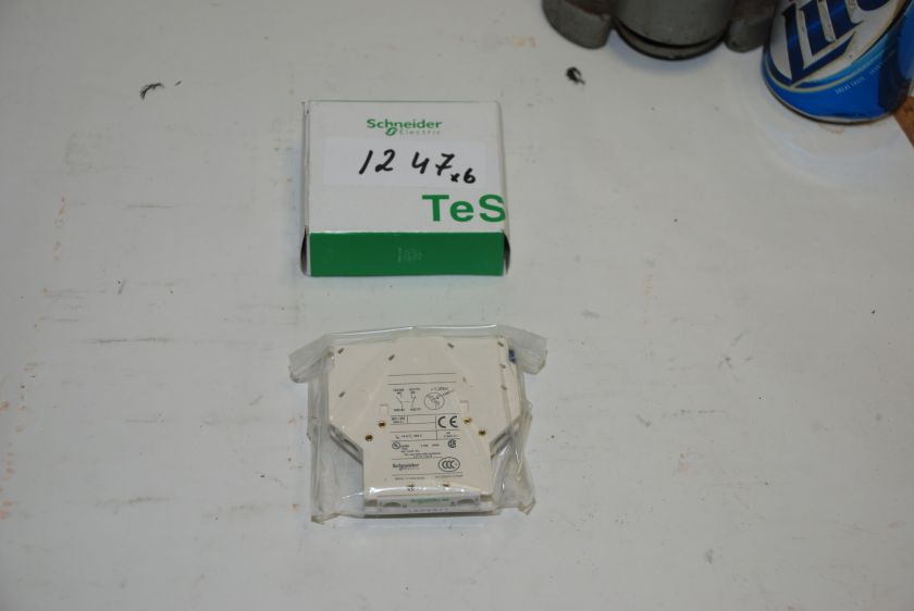 SCHNEIDER ELECTRIC SQUARE D LAD8N11 LATERAL CONTACT BLOCK NEW IN BOX 