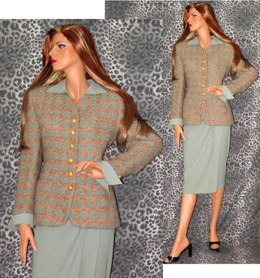 CHRISTIAN DIOR $2K Boucle Tweed Sage Skirt Suit; Sz 6  