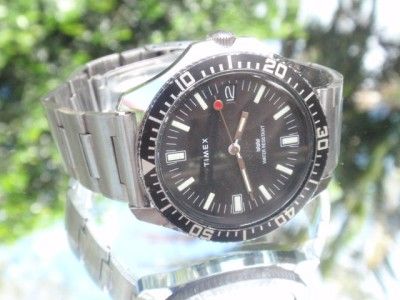 TIMEX Divers Style Mens Watch VIntage 1970s 1980s Black Dial & New 