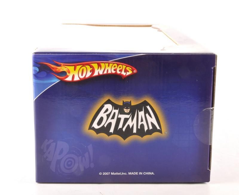 HOT WHEELS 2003 Batman 1966 TV 118 Diecast BATMOBILE  